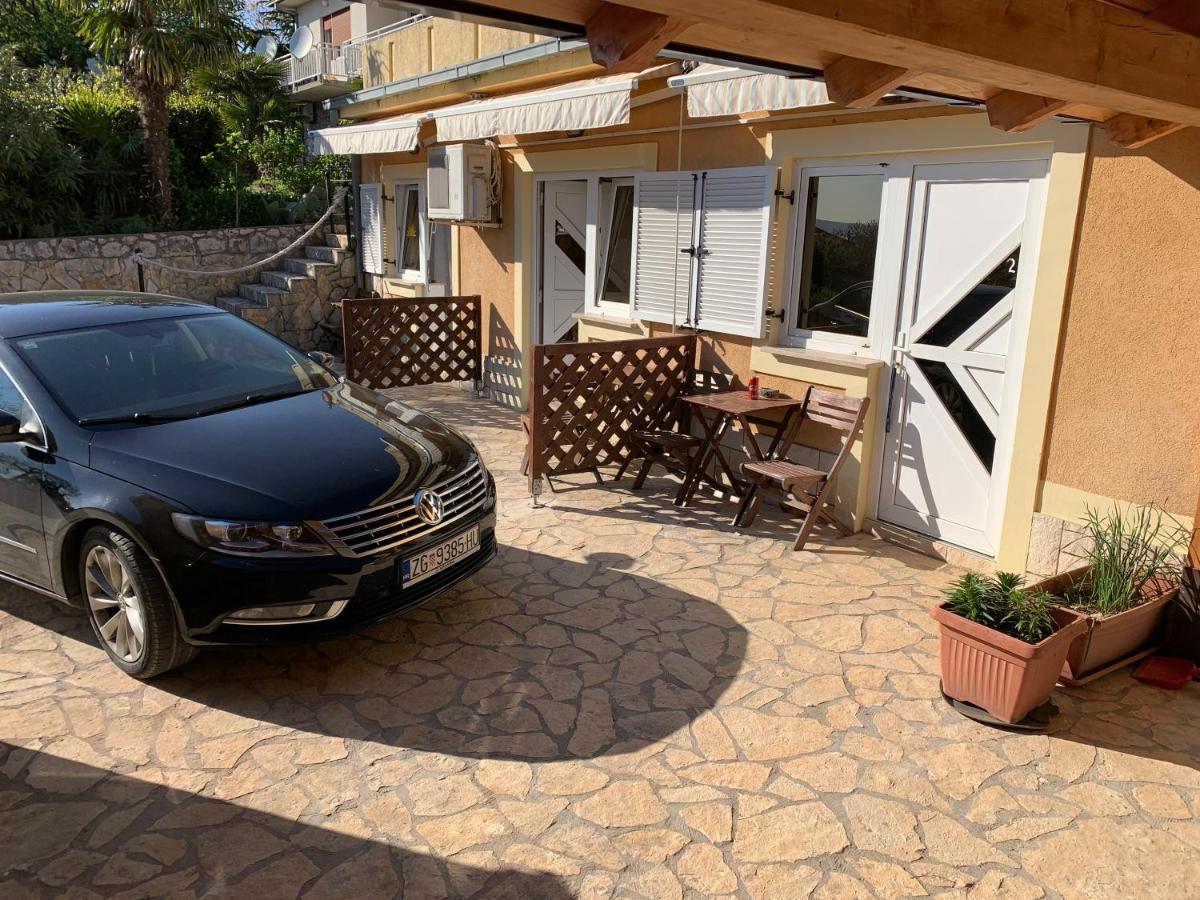 Apartmani Noelle Novi Vinodolski Exterior foto