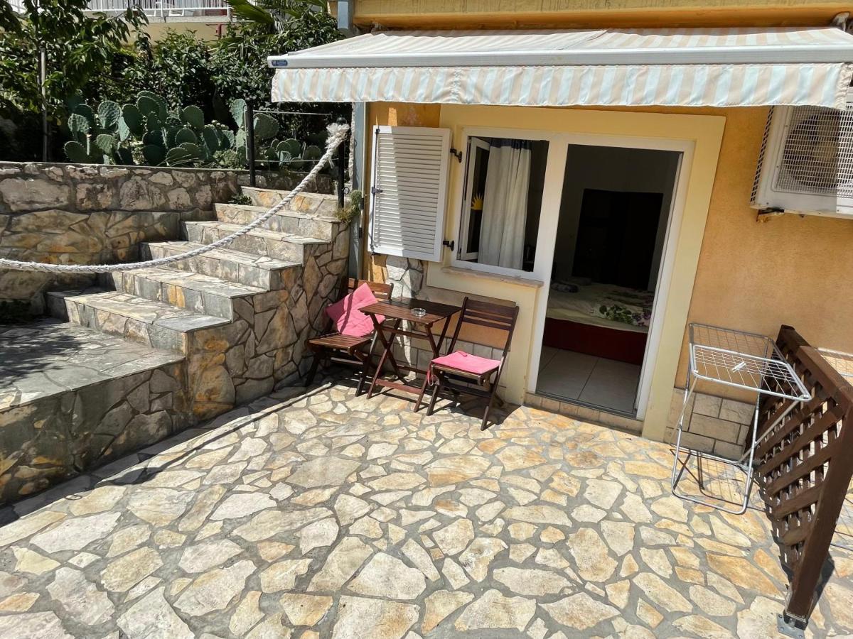 Apartmani Noelle Novi Vinodolski Exterior foto