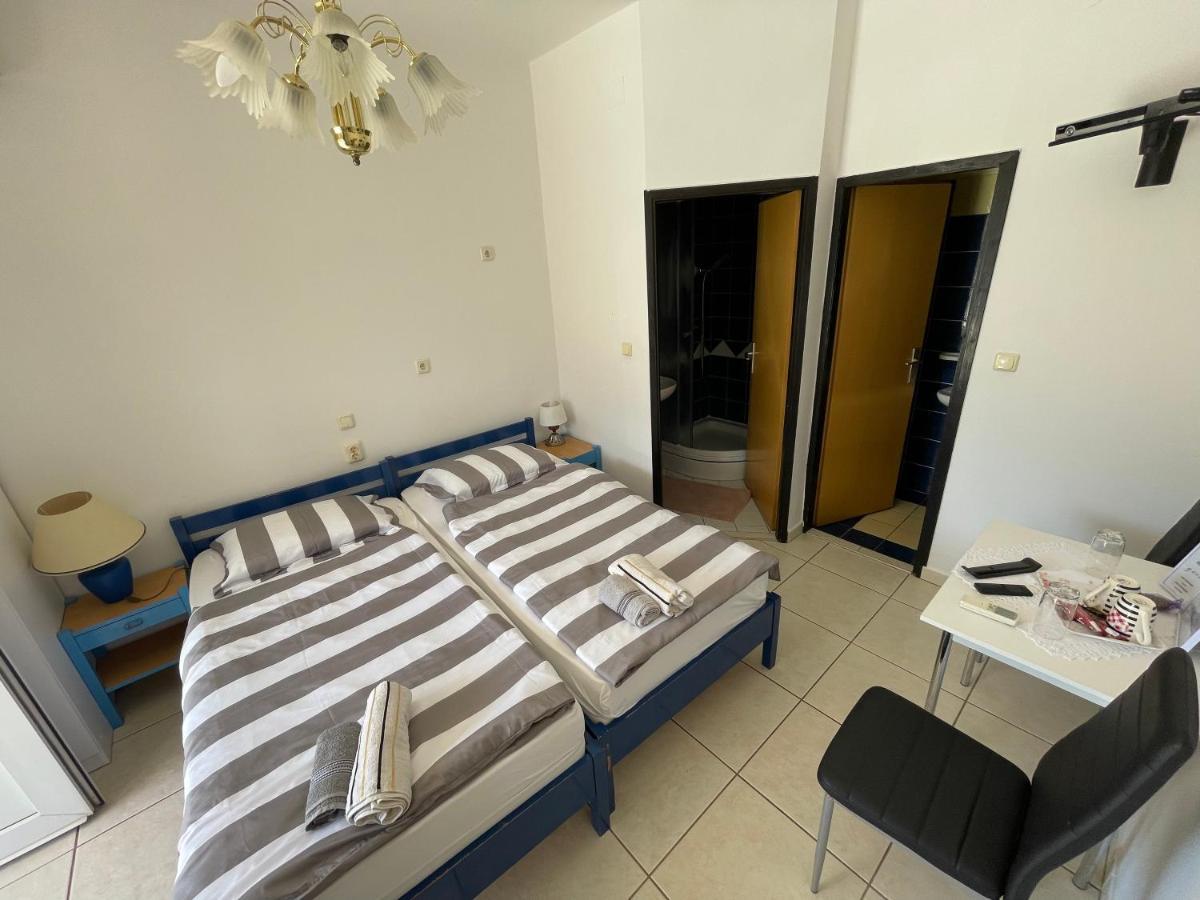 Apartmani Noelle Novi Vinodolski Exterior foto