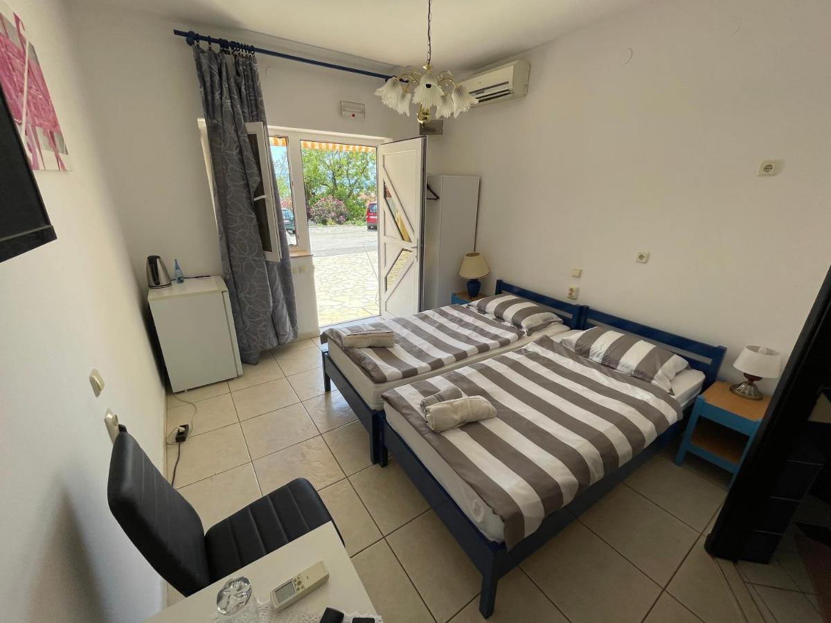 Apartmani Noelle Novi Vinodolski Exterior foto